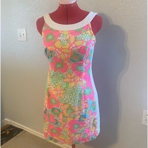 Sporty Lilly Pulitzer shift size 2
